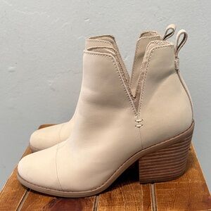 Toms Beige Ankle Booties